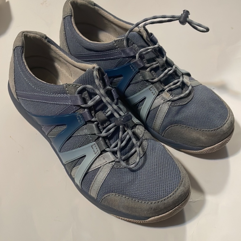 Dansko Shoes Size 39 - Picture 4 of 8